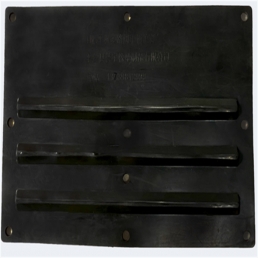 Flat multi-way valve handle cover